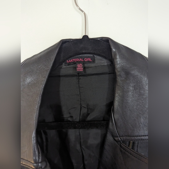 Material Girl Cropped Leather Jacket with Sheer Sleeves s: L - Picture 3 of 10